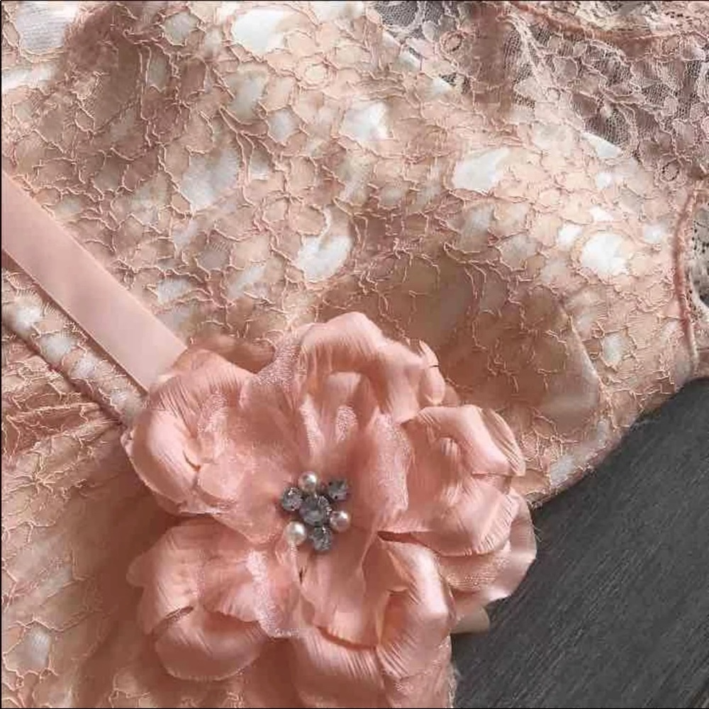 Babydoll lace dress