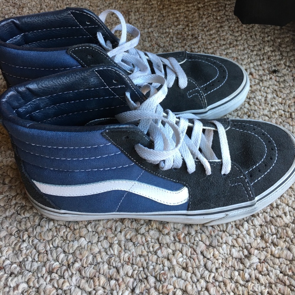 VANS HI TOPS LIKE NEW!!!