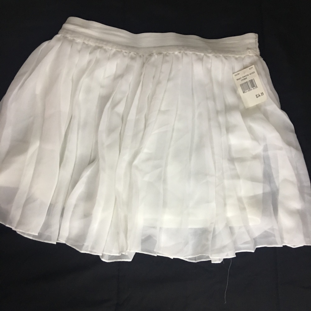 💥White mini skirt💥