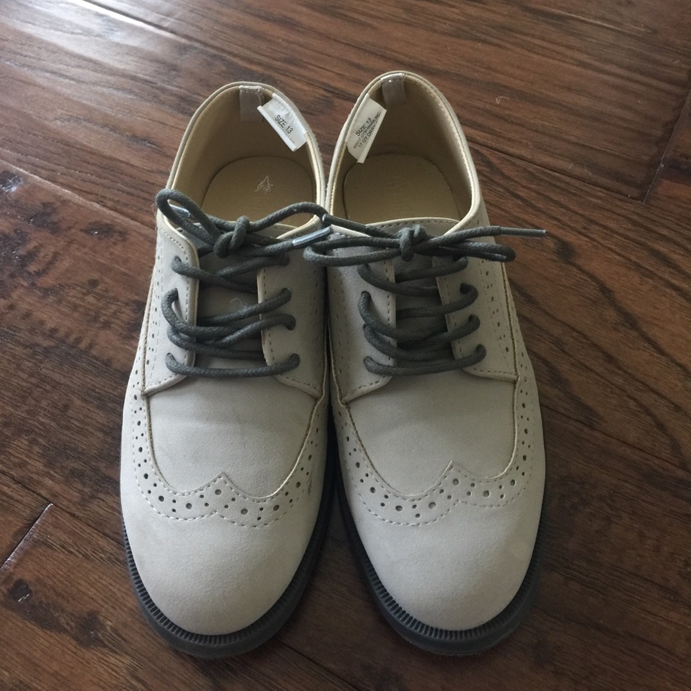 Boy's dress shoe