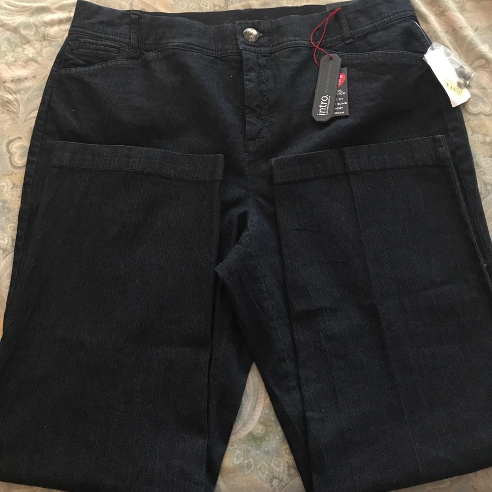 NWT Cropped Denim