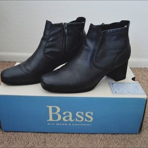 Bass ankle boots