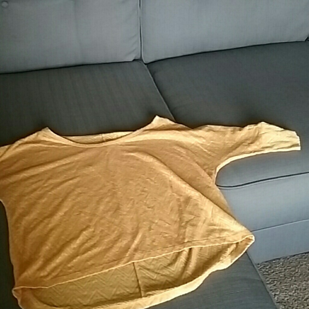 Middle small shirt