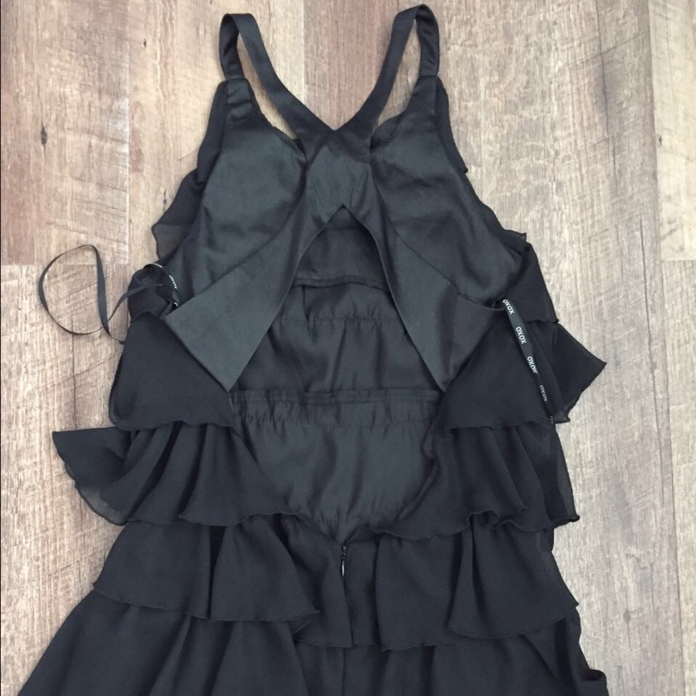 BEBE Ruffle X backless Top - Picture 2 of 3