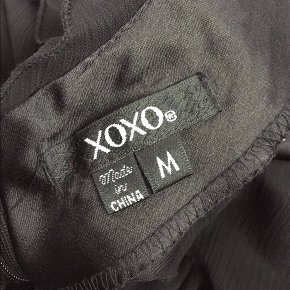 BEBE Ruffle X backless Top - Picture 3 of 3