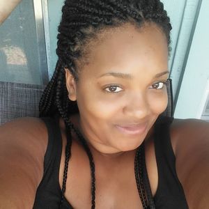 Meet your Posher, Cora