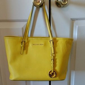 Michael Kors tote!