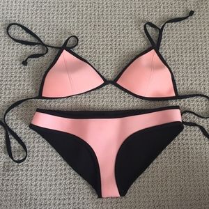 *EUC* Worn Once Triangl Swimwear Bikini