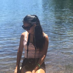 Meet your Posher, Joyce