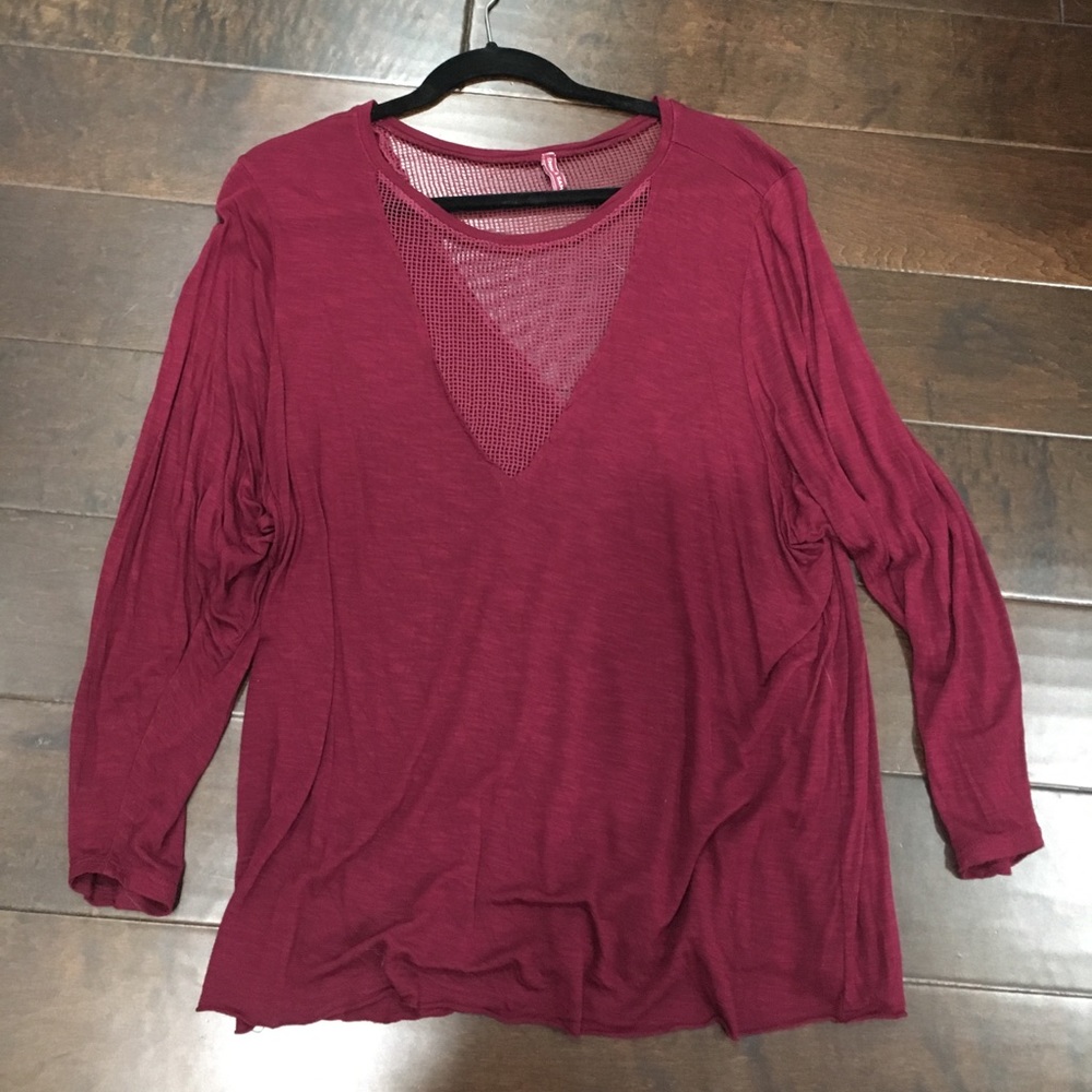 LF- Emma & Sam Mesh V-neck Long Sleeve-Maroon