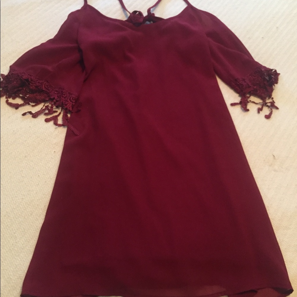 Garnet Tobi Off-The-Shoulder Dress