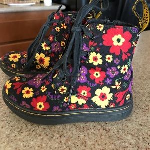 Floral toddler Dr. Martens