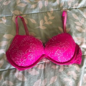 pink VS bombshell bra
