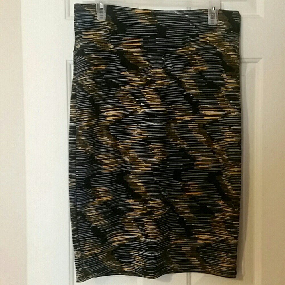 Lularoe cassie skirt