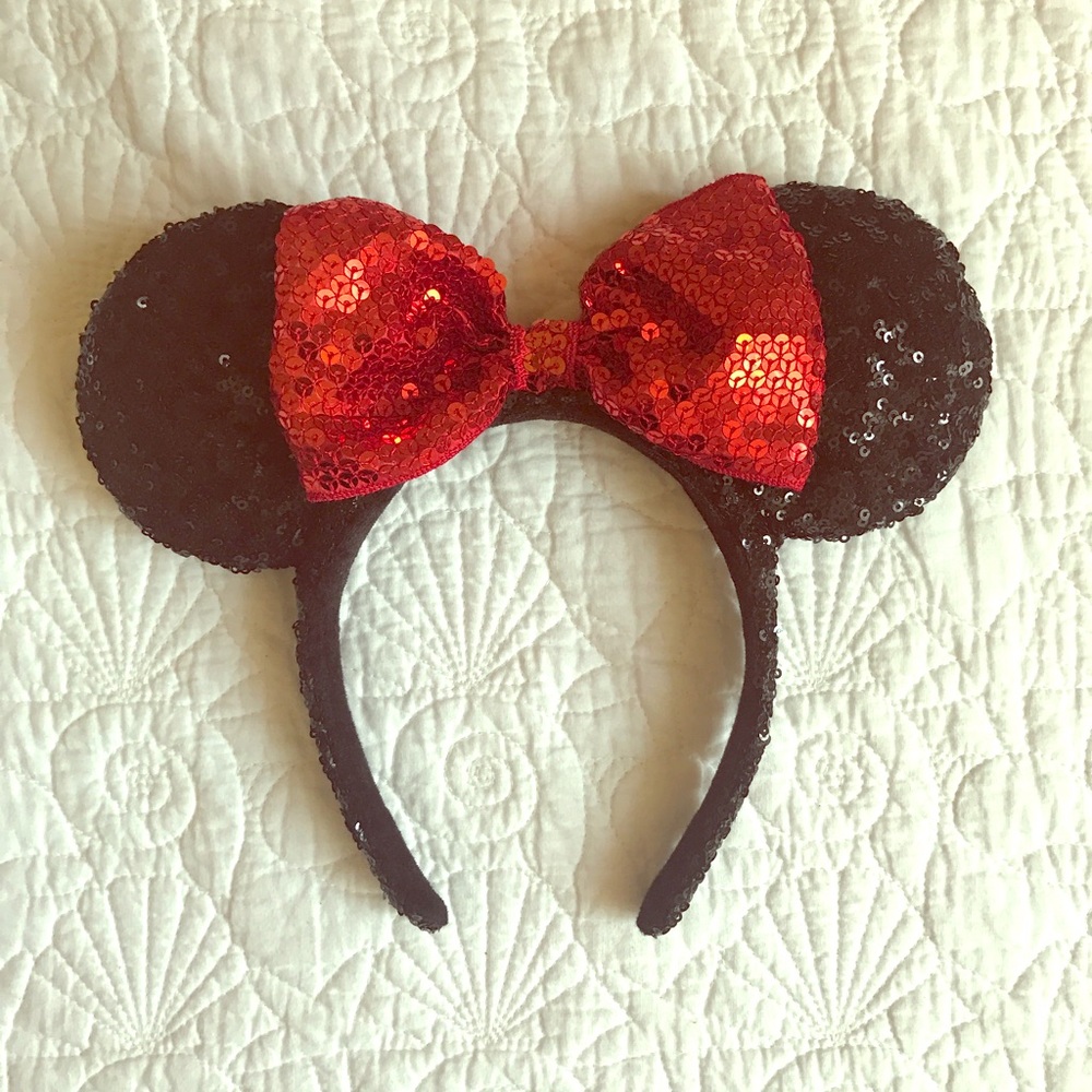 Sequin Disney Mickie Ears Red and Black