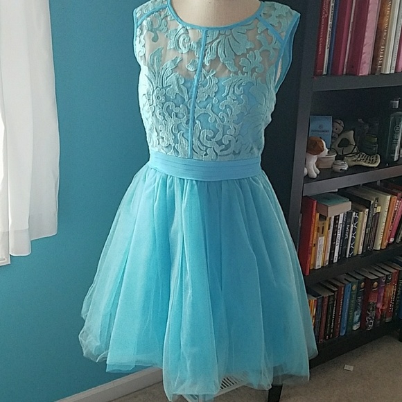 a. drea Formal Dress - Picture 2 of 7