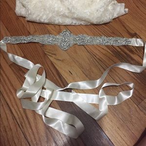 Untamed Petals Bridal Belt
