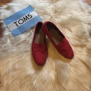 Toms Polkadots