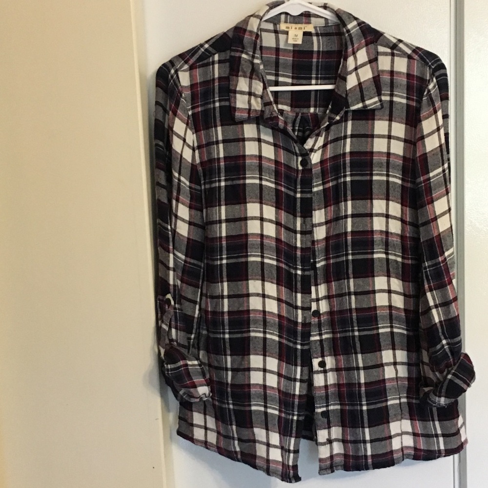 Plaid long-sleeve shirt