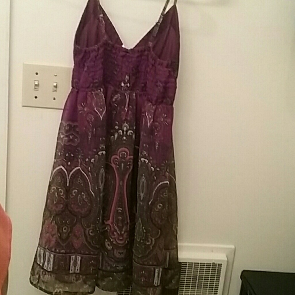 Dress - Picture 2 of 2