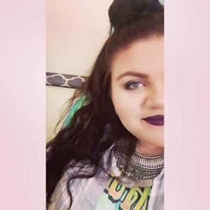 Meet your Posher, Abbie