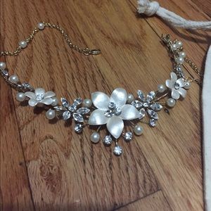 Untamed Petals necklace