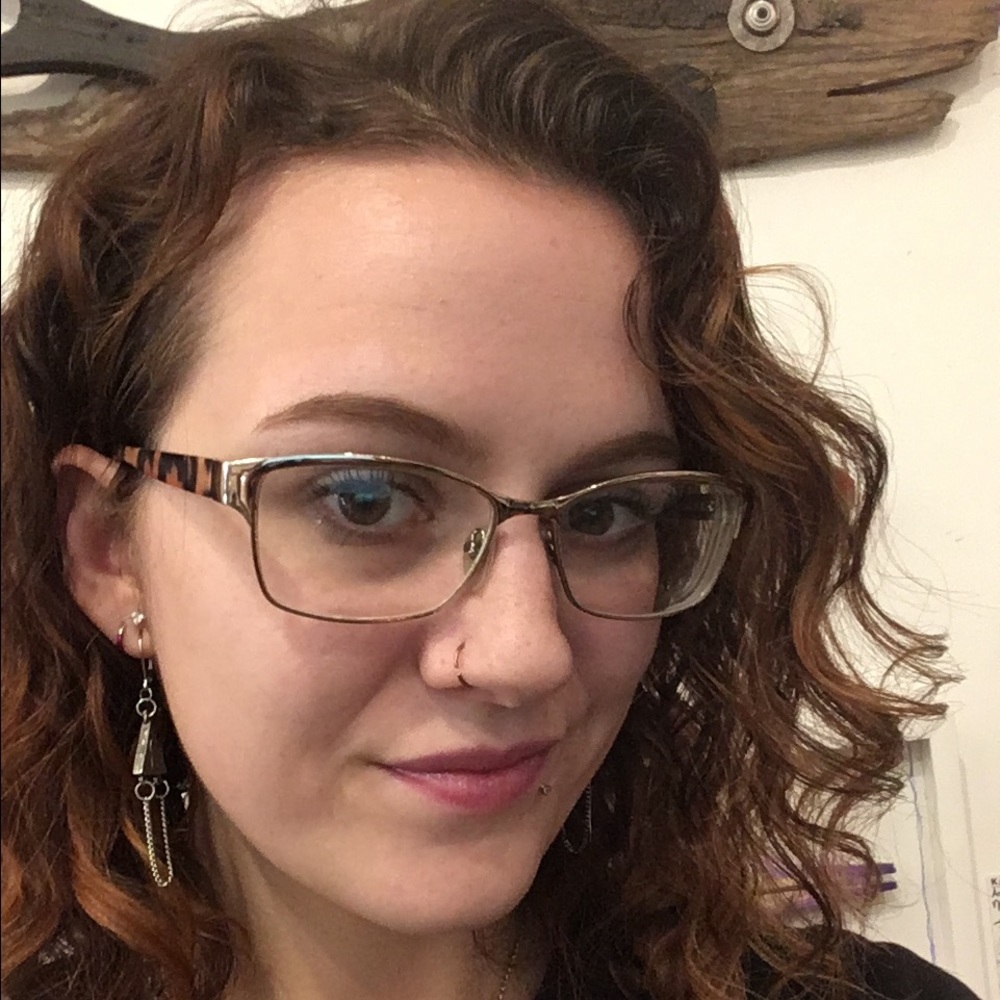 Meet your Posher, Katie