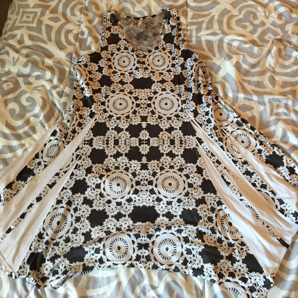 One size dress brown and white