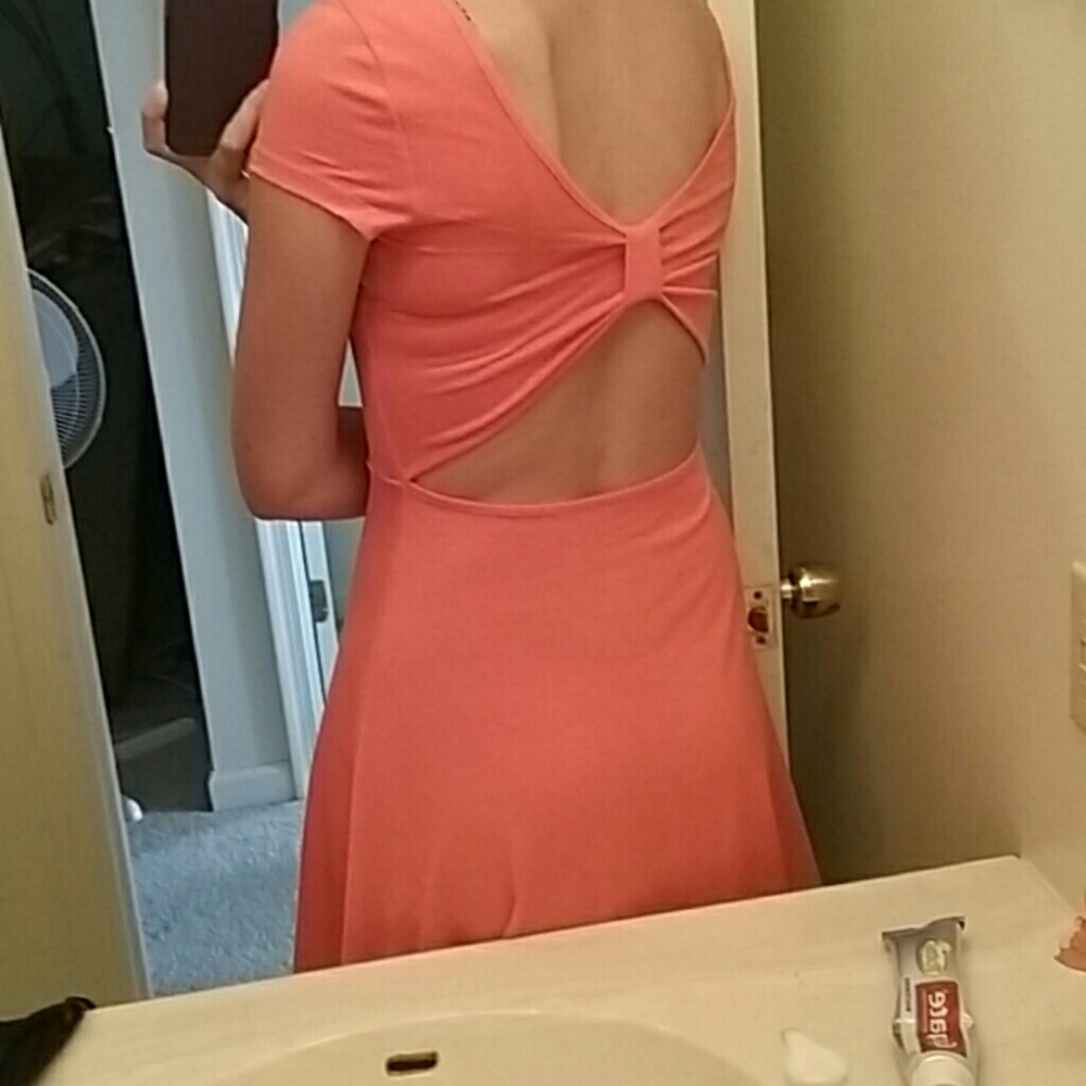Dress - Picture 2 of 2