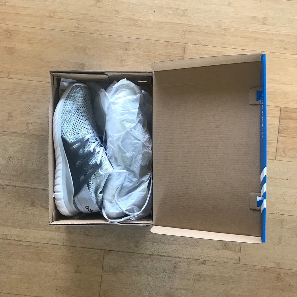 Adidas tubular nova PK size 10