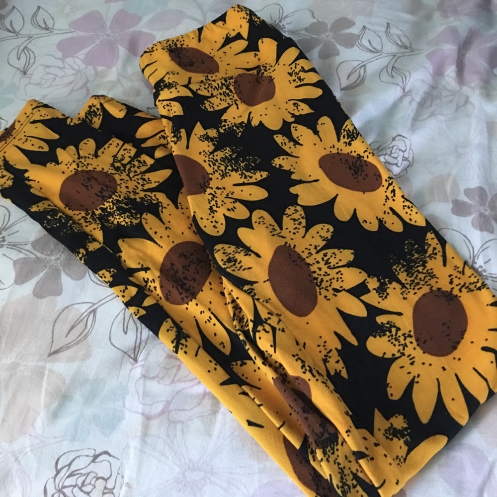 Lularoe Sunflower leggings