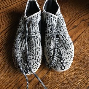 Yeezy gym shoe