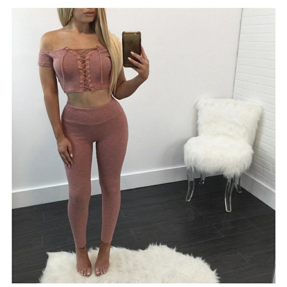Brand new 2 piece set