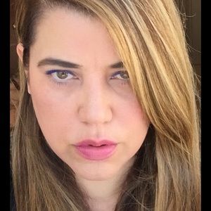 Meet your Posher, Leslie