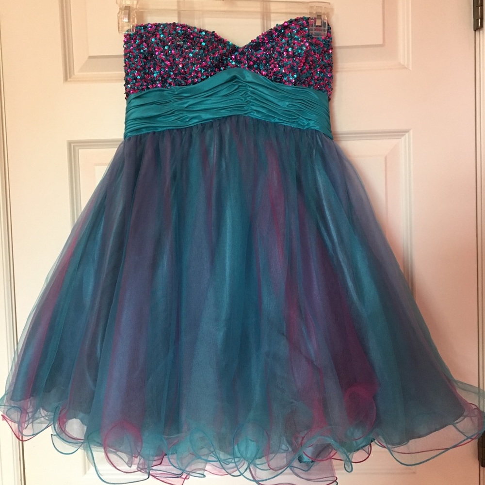 Homecoming/Prom dress! Only worn once!