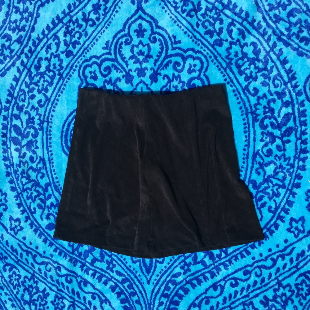 BRANDY MELVILLE XS Skirt