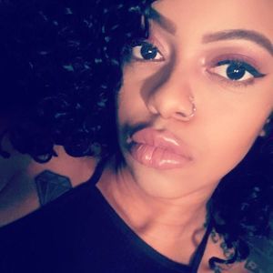 Meet your Posher, Lesley