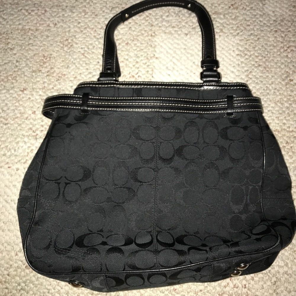 Authentic Coach bag - Picture 2 of 6