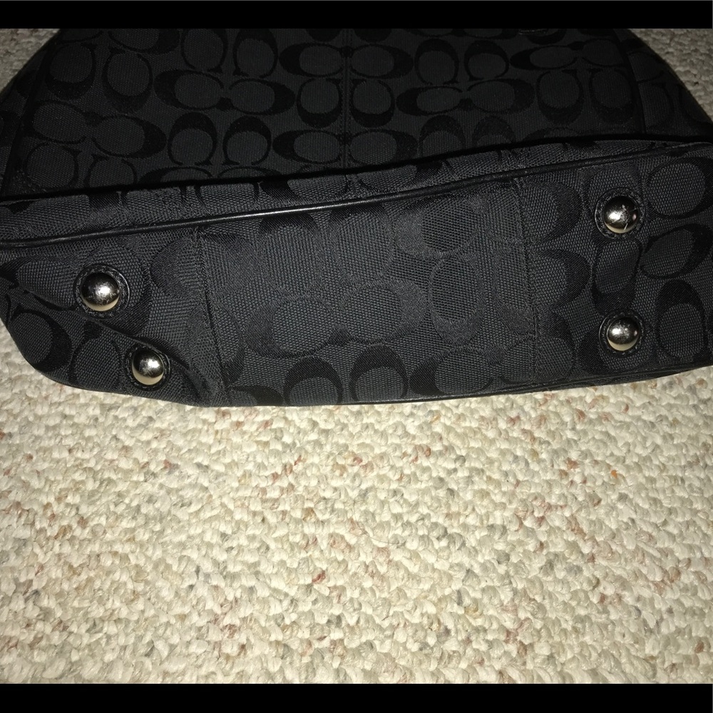 Authentic Coach bag - Picture 3 of 6