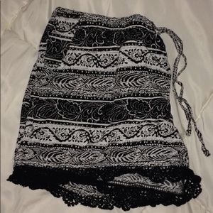 Patterned shorts