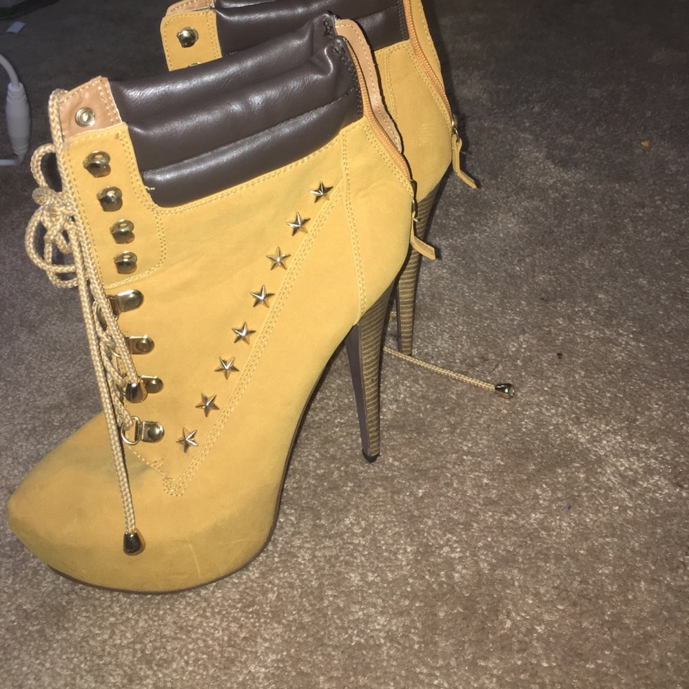 BOOTIE HEELS