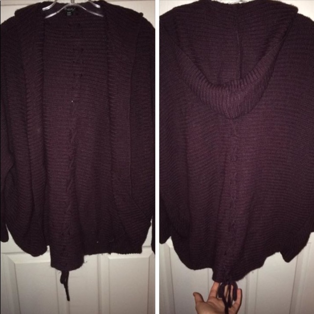 Cute Red/Purple Tie Cardigan