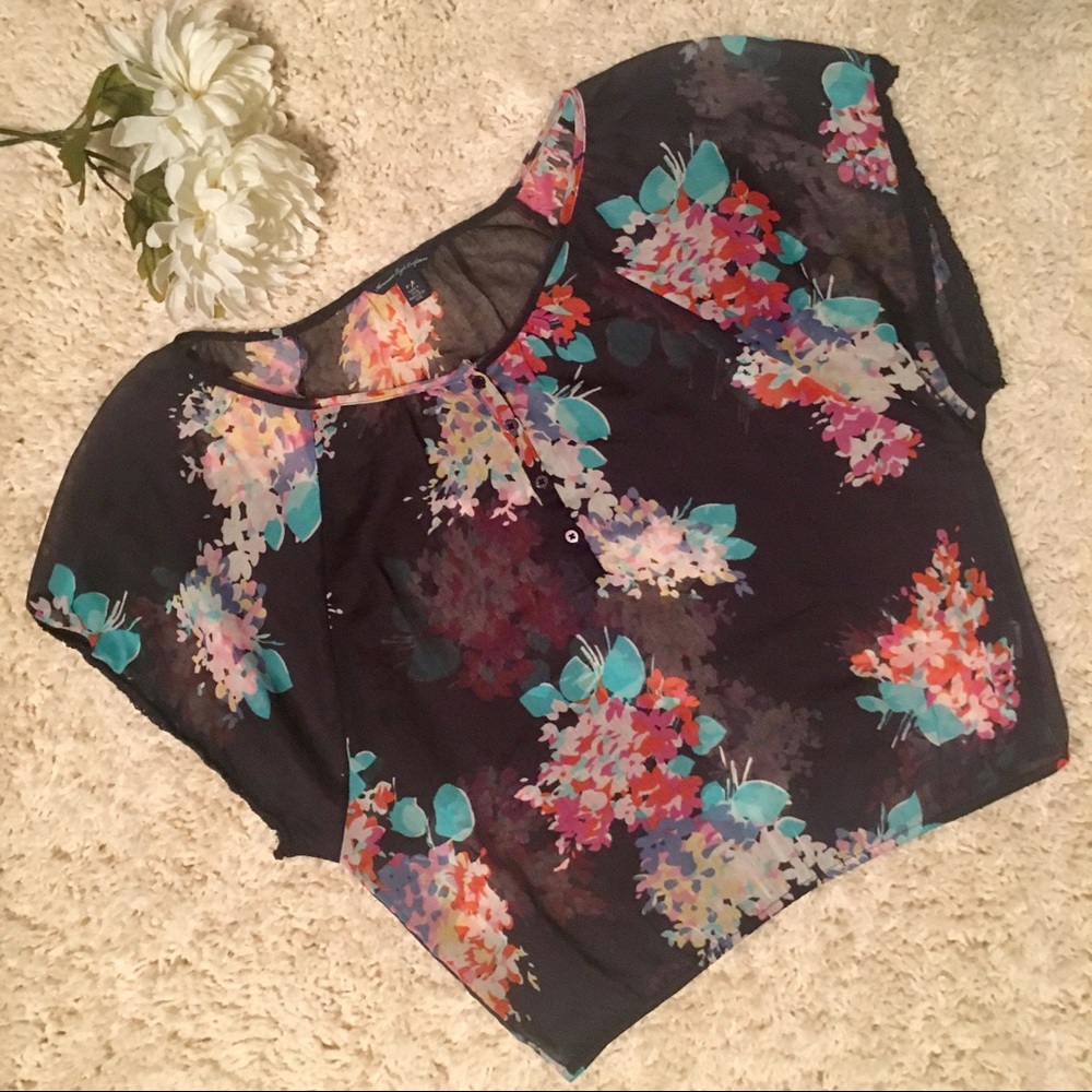 American Eagle Navy Floral Crop Top