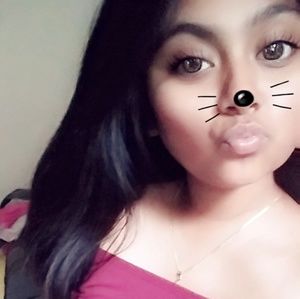 Meet your Posher, Beatriz