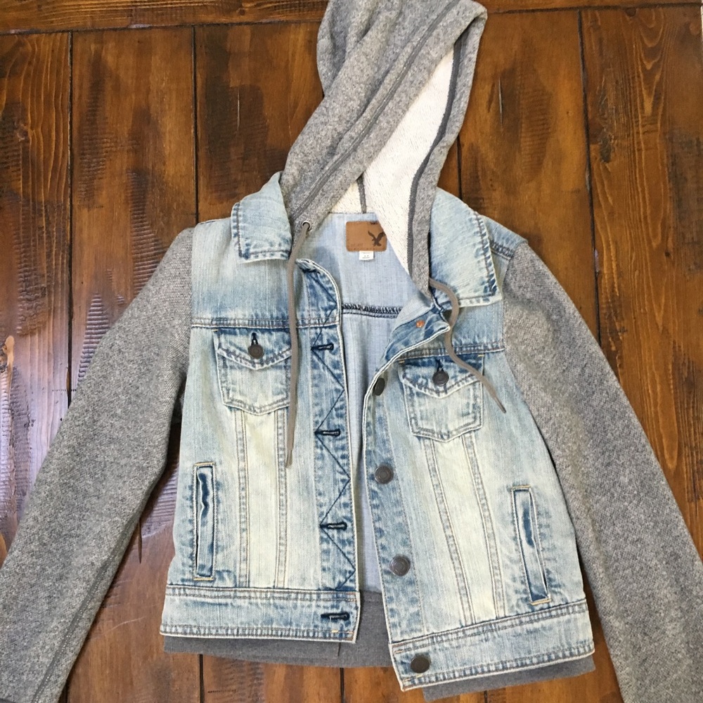 AMERICAN EAGLE jean jacket