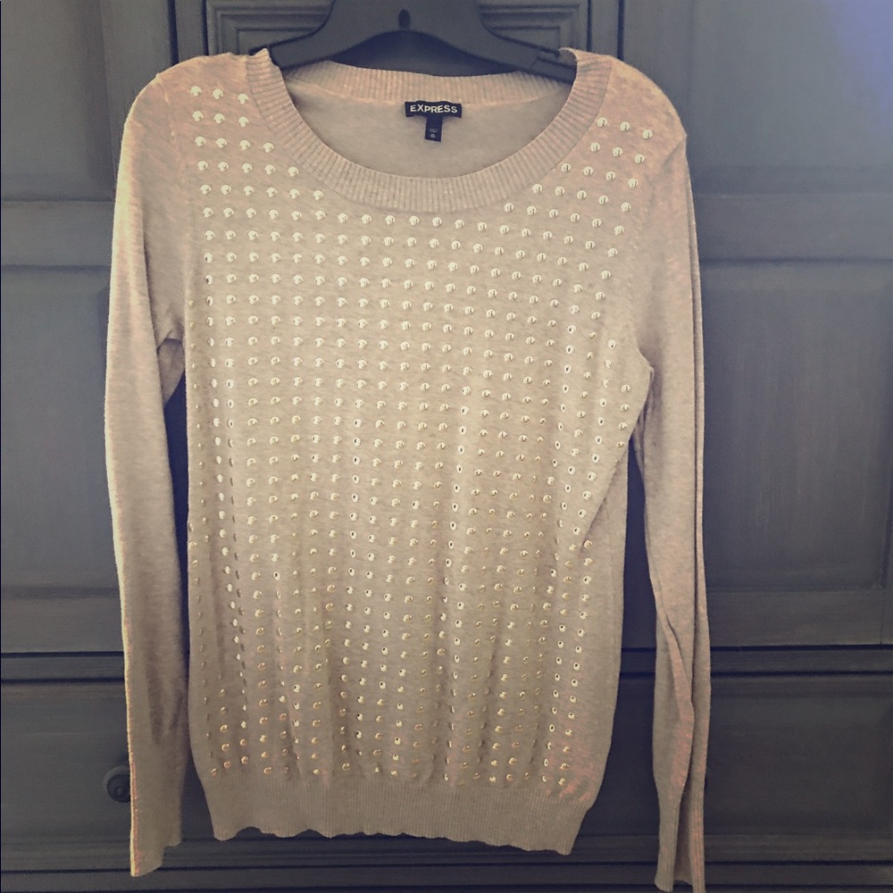 Express fitted sweater. - Picture 1 of 3