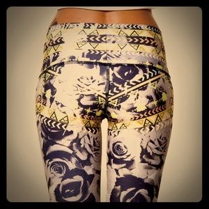 Teeki hot pants - desert rose