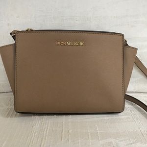 Tan Leather Michael Kors Crossbody Bag