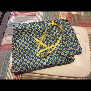 Light Weight Vera Bradley Lounge Pants (L)