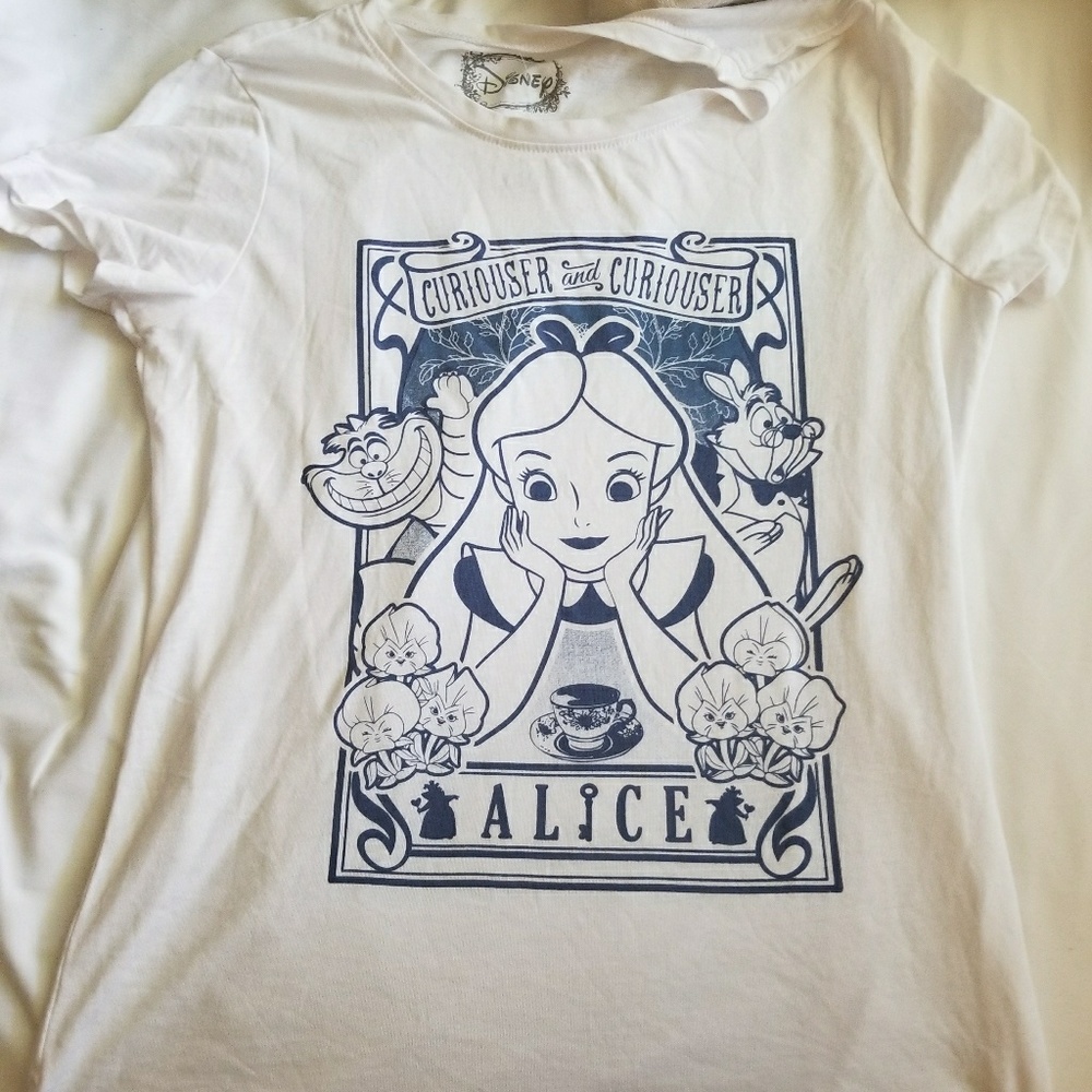 Disney white t shirt alice in wonderland